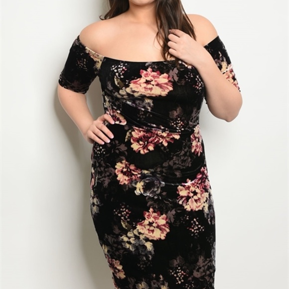 ✨PLUS SIZES VELVET FLORAL PRINT DRESS - Picture 1 of 5